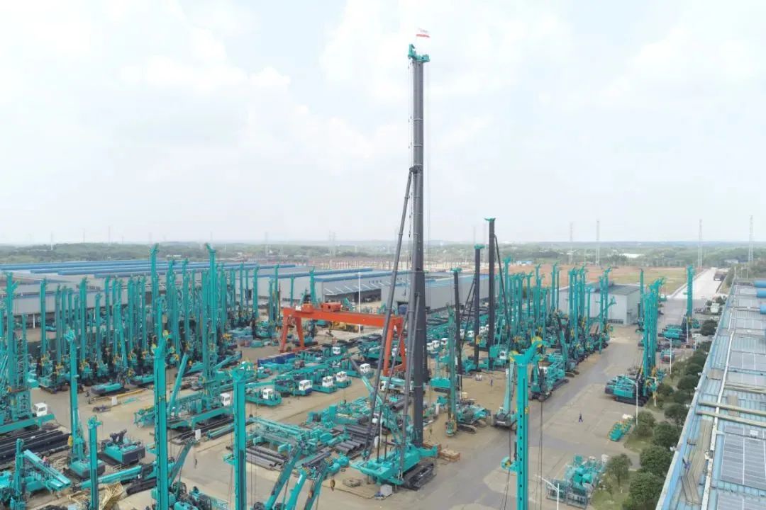 再获首单!山河智能成为湖南自贸试验区首单“融资租赁+工程机械设备出口”试点业务落地单位