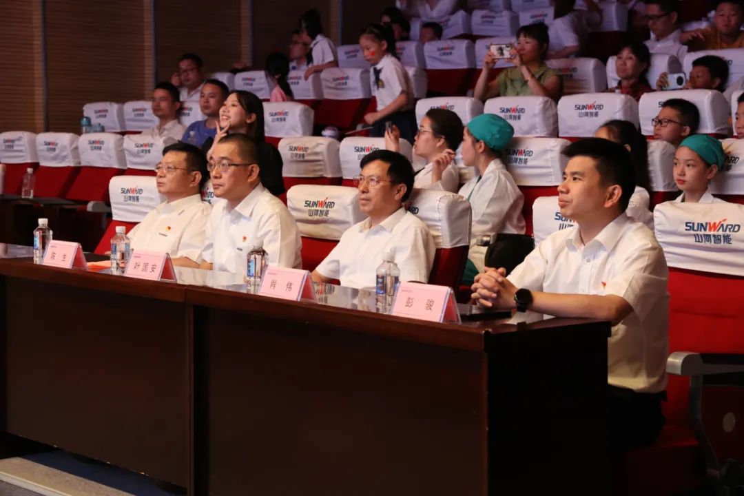 缤纷“暑”假,不负所“托”!山河智能职工子女暑期托管班结业啦