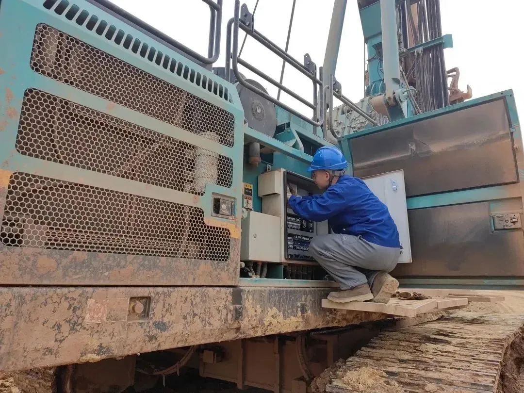 为客户创造价值!山河智能基础装备“服务万里行”火热进行中