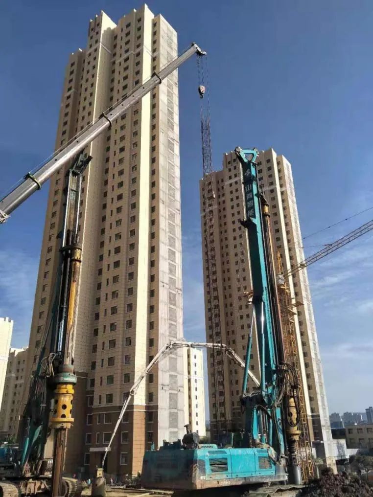 二十八载奋斗，如今他只信任山河智能 (小小影视大全在线观看)