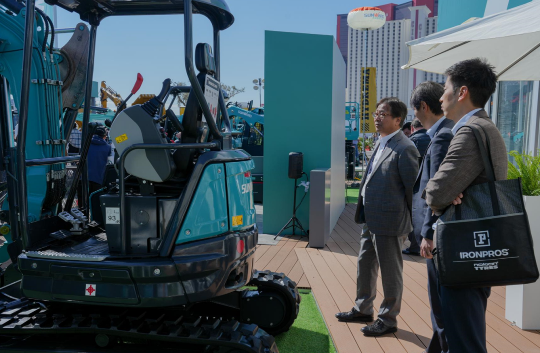 拉展直播 | 推动“中国制造”走向世界！山河智能2023美国拉展圆满收官