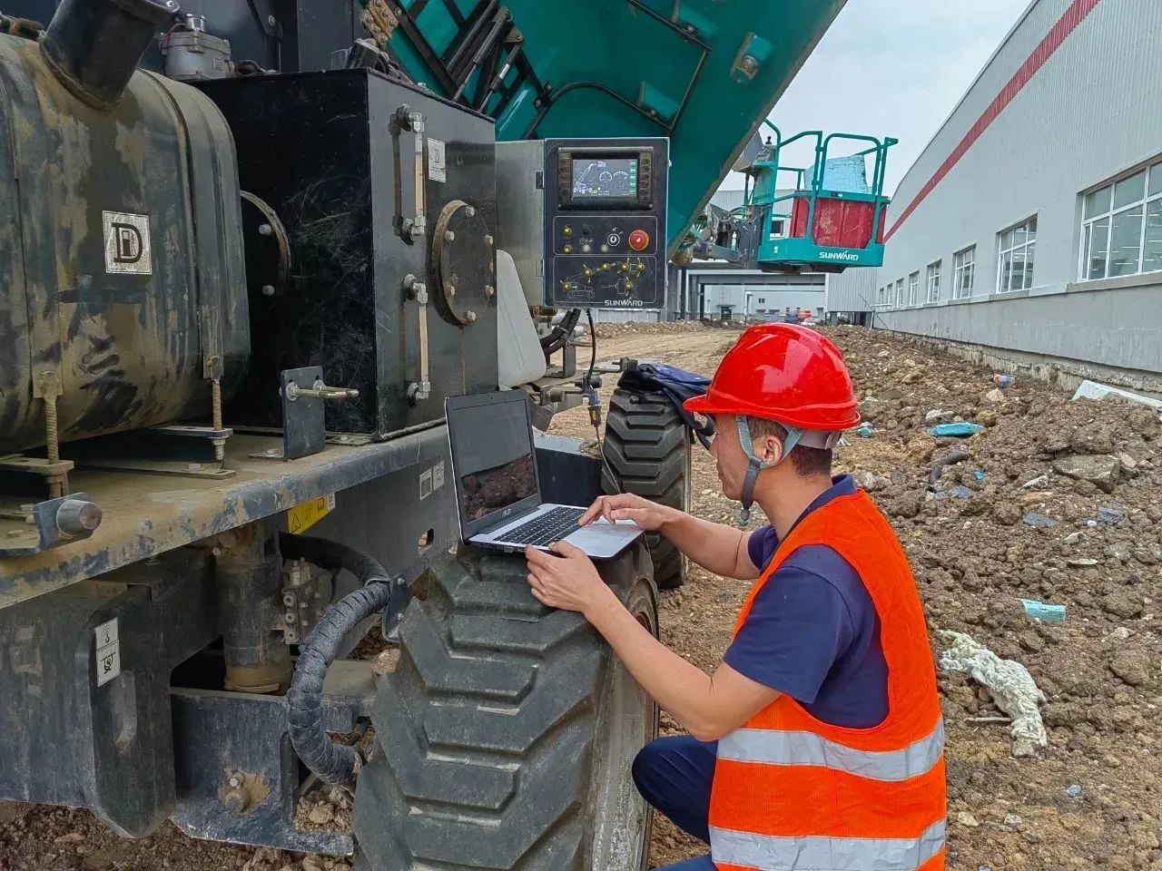 倾听客户心声！山河智能高空机械“服务万里行”走进东北